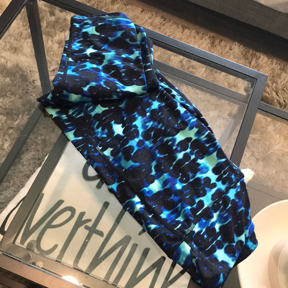 Athleta cropped leggings
